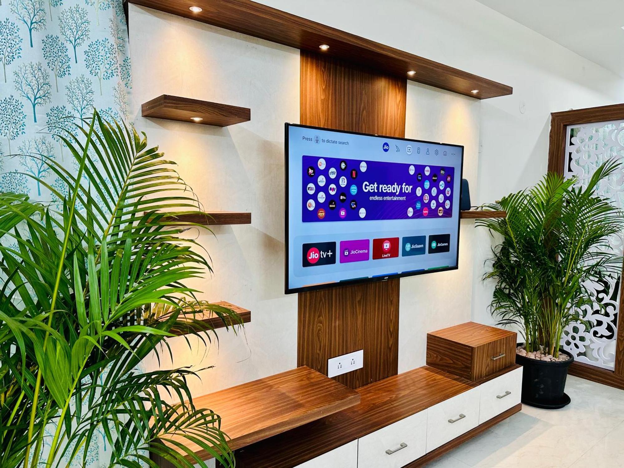 Truelife - 3Bhk Luxury Suites - Ps4 Veg Restaurant, On The Way To Balaji Temple - 2500 Sft Large Signature Apartments - Modular Kitchen - Super Fast Wifi, Smart Tv, 250 Jio Channels - Parking - Easy Access To All Temples - Top Service With Lots Of Lo Tirupati Ngoại thất bức ảnh