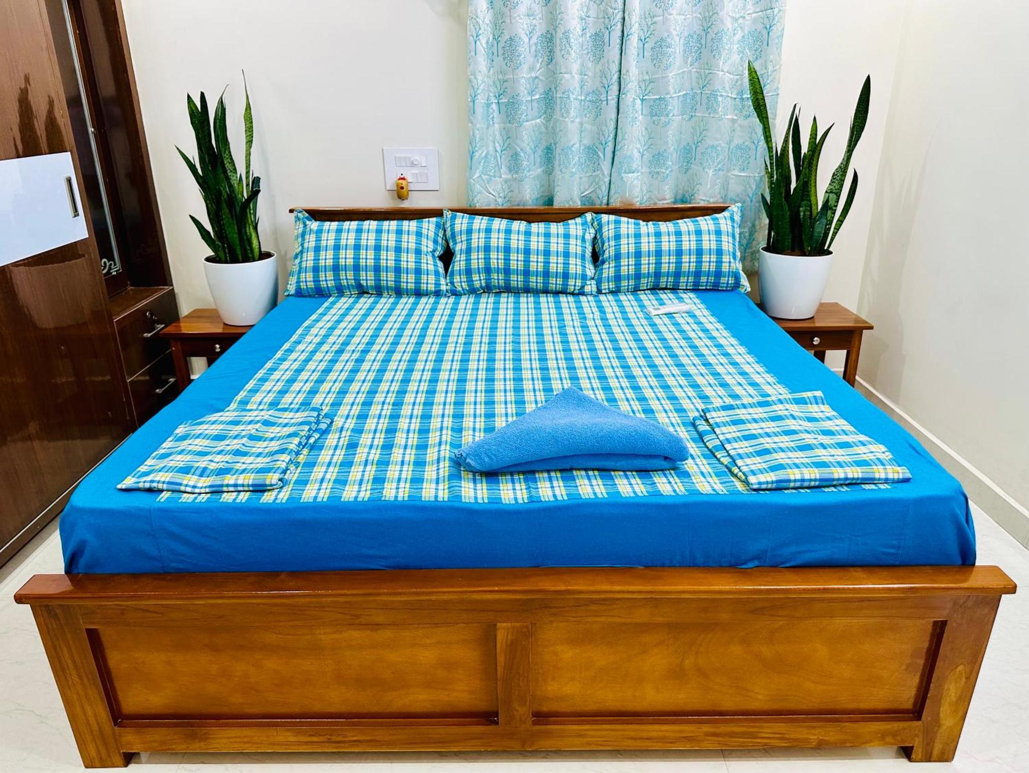 Truelife - 3Bhk Family Suites - Ps4 Pure Veg Restaurant On The Way To Balaji Temple - 2500 Sft Large Signature Apartment - Modular Kitchen - Super Fast Wifi, Smart Tv, 250 Jio Channels - Parking - Easy Access To All Temples - Top Service With Lots Of Tirupati Ngoại thất bức ảnh