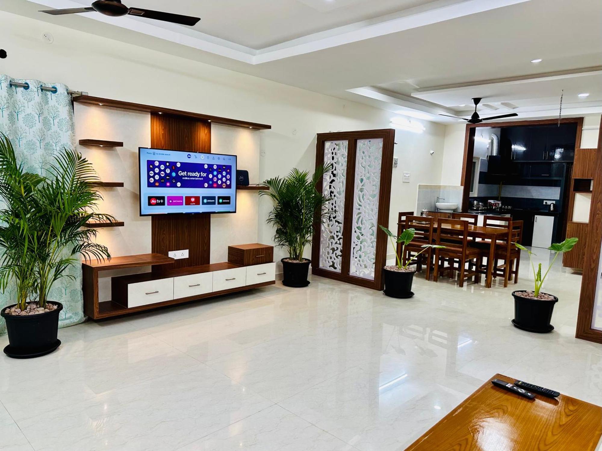 Truelife - 3Bhk Luxury Suites - Ps4 Veg Restaurant, On The Way To Balaji Temple - 2500 Sft Large Signature Apartments - Modular Kitchen - Super Fast Wifi, Smart Tv, 250 Jio Channels - Parking - Easy Access To All Temples - Top Service With Lots Of Lo Tirupati Ngoại thất bức ảnh