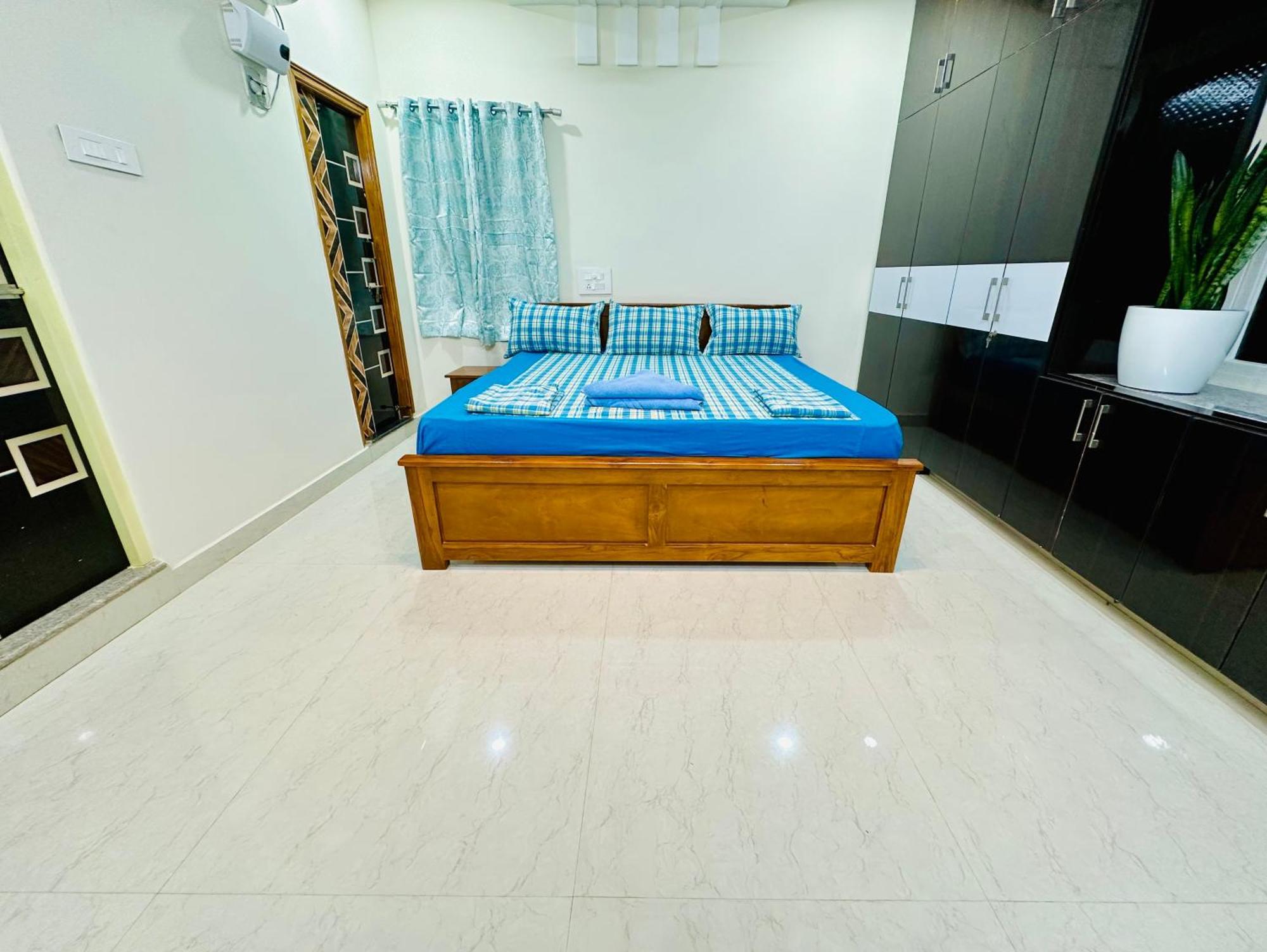 Truelife - 3Bhk Luxury Suites - Ps4 Veg Restaurant, On The Way To Balaji Temple - 2500 Sft Large Signature Apartments - Modular Kitchen - Super Fast Wifi, Smart Tv, 250 Jio Channels - Parking - Easy Access To All Temples - Top Service With Lots Of Lo Tirupati Ngoại thất bức ảnh
