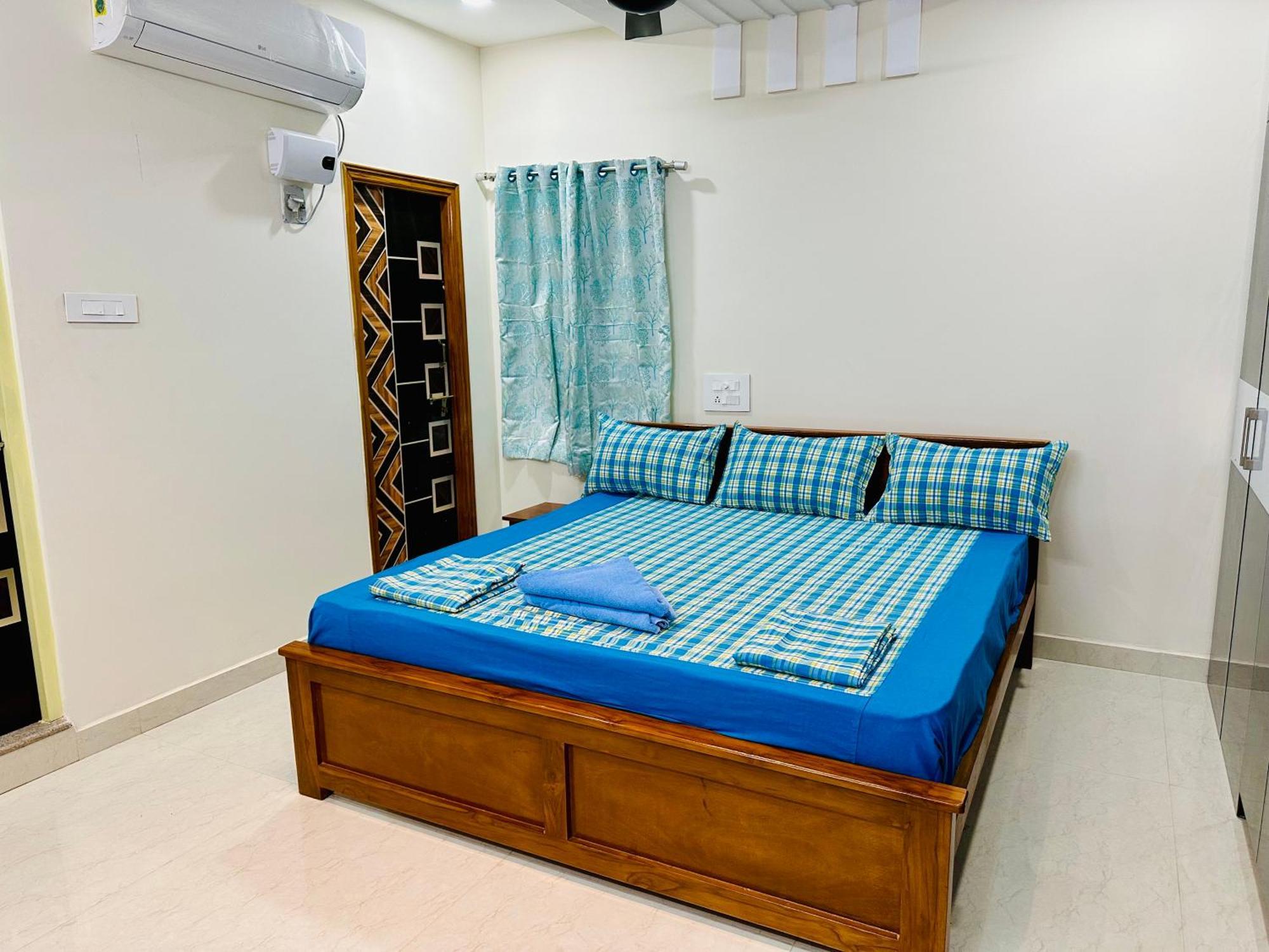Truelife - 3Bhk Family Suites - Ps4 Pure Veg Restaurant On The Way To Balaji Temple - 2500 Sft Large Signature Apartment - Modular Kitchen - Super Fast Wifi, Smart Tv, 250 Jio Channels - Parking - Easy Access To All Temples - Top Service With Lots Of Tirupati Ngoại thất bức ảnh